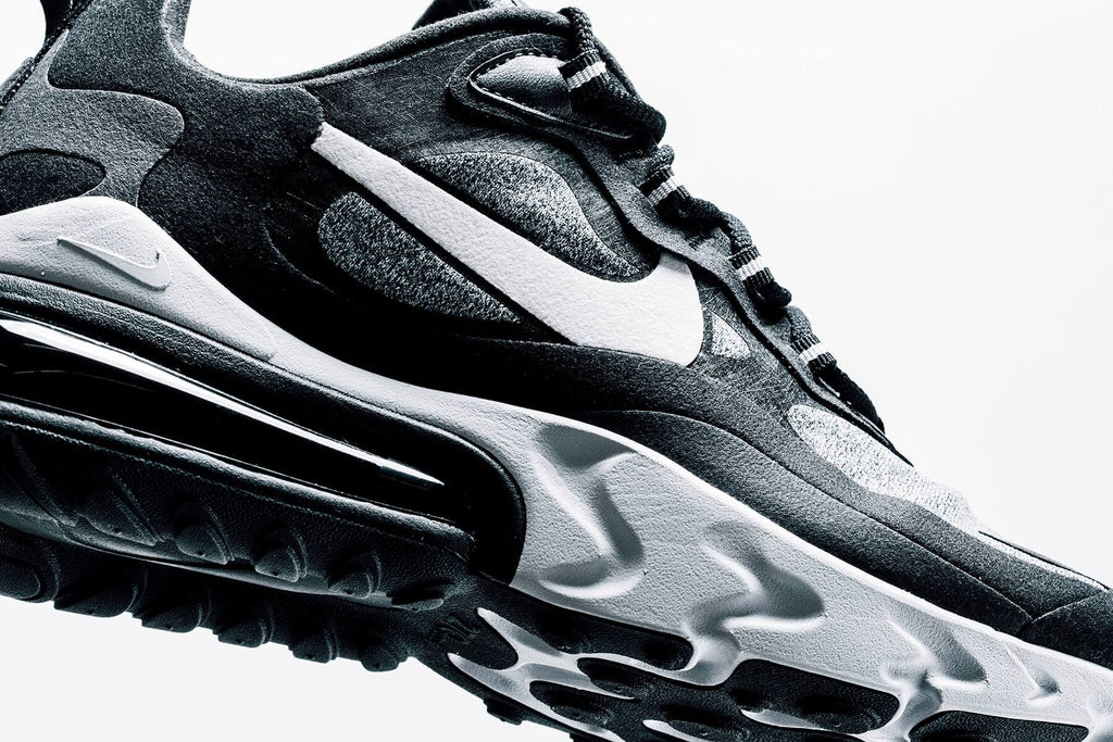 Air Max 270 React - Black/Vast Grey/Off Noir