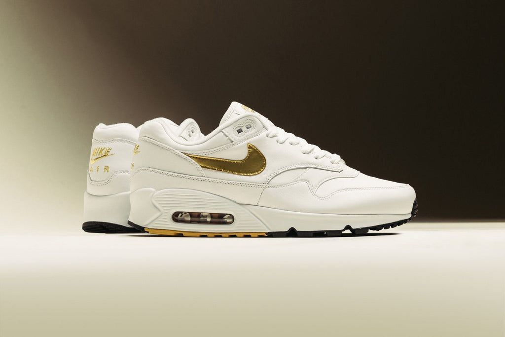Air Max 90/1 - White/Metallic Gold-Black