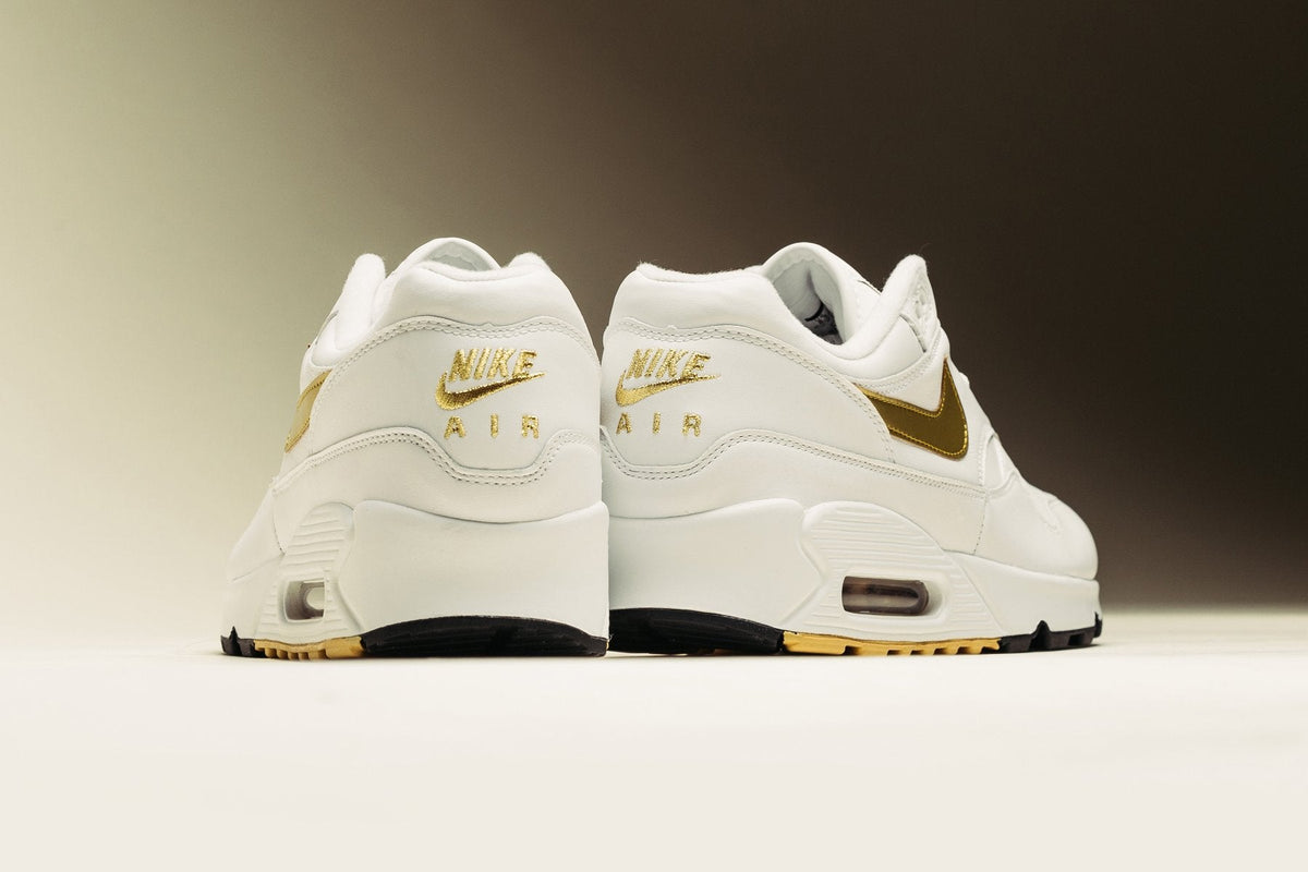 Air Max 90/1 - White/Metallic Gold-Black