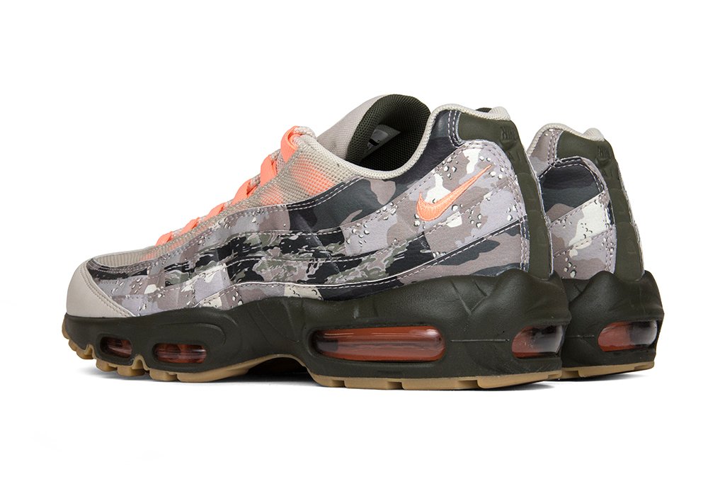 Air Max 95 Essential - Desert Sand/Sunset Tint/Black