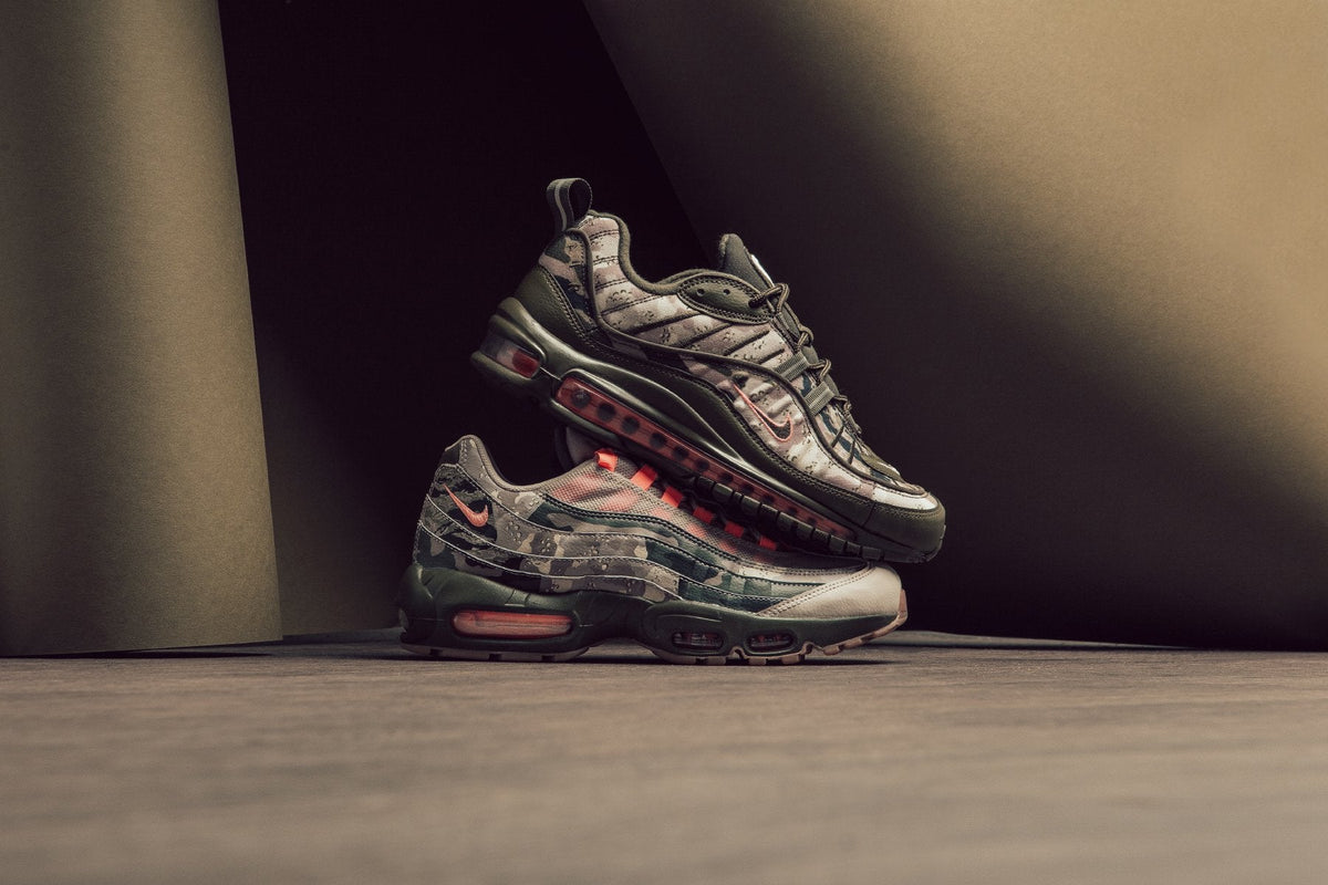 Air Max 95 Essential - Desert Sand/Sunset Tint/Black