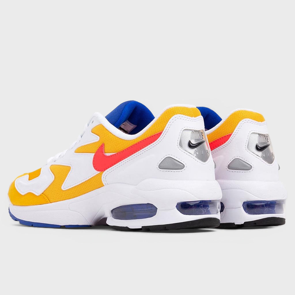 Air Max2 Light - University Gold/Flash Crimson/Racer Blue