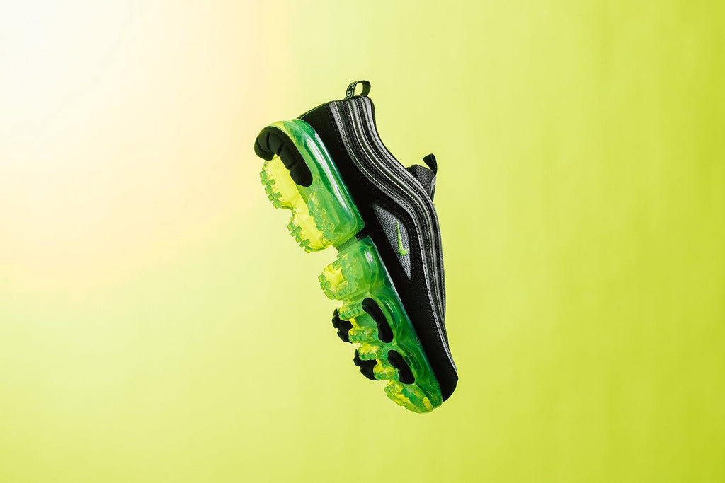 Air VaporMax 97 - Black/Volt-Metallic Silver-White