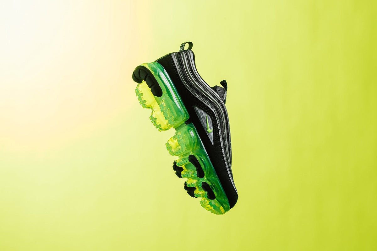 Air VaporMax 97 - Black/Volt-Metallic Silver-White