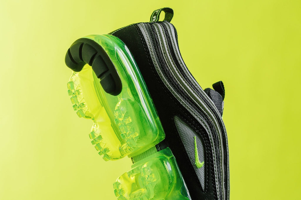 Air VaporMax 97 - Black/Volt-Metallic Silver-White