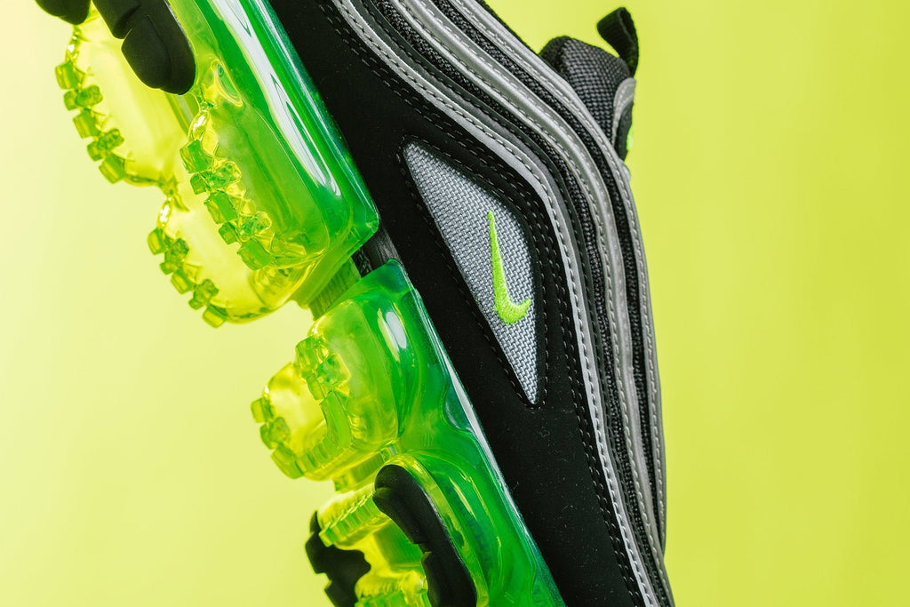 Air VaporMax 97 - Black/Volt-Metallic Silver-White