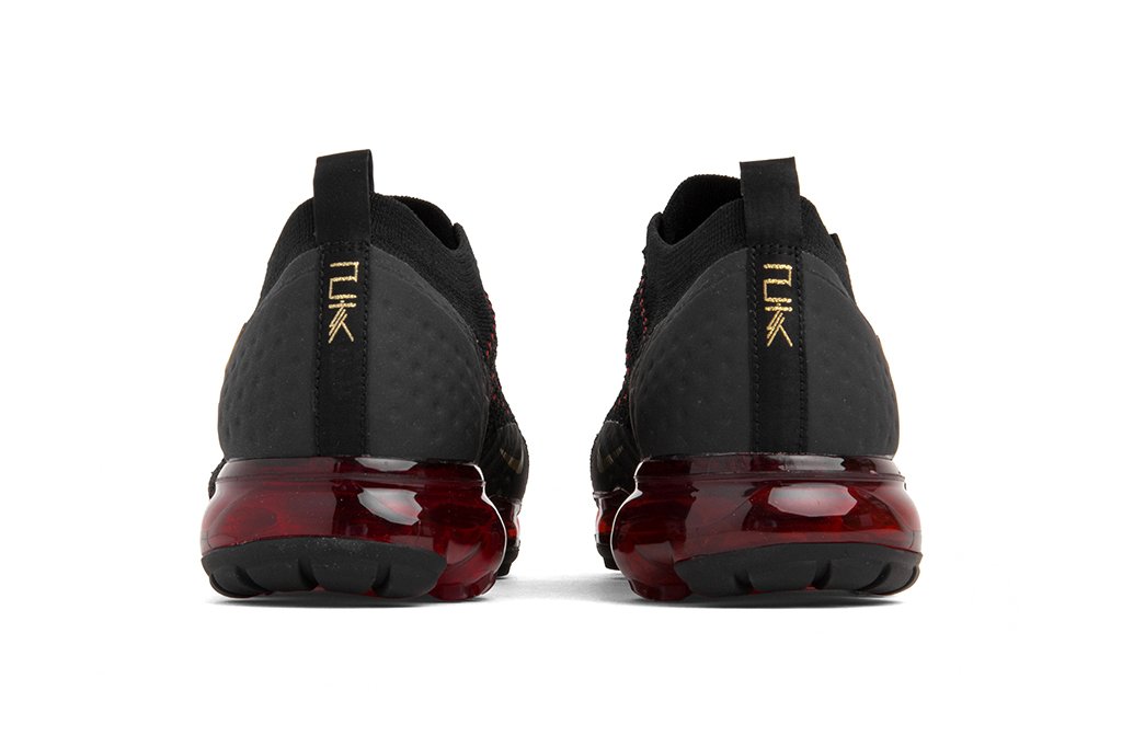 Air VaporMax Flyknit 2 CNY - Black/Metallic Gold