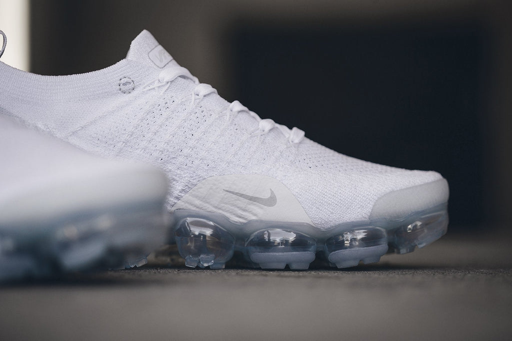 Air VaporMax Flyknit 2 - White/Pure Platinum