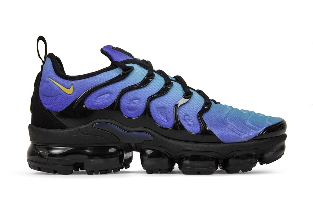 Air VaporMax Plus - Black/Chamois-Hyper Blue/Sky Blue