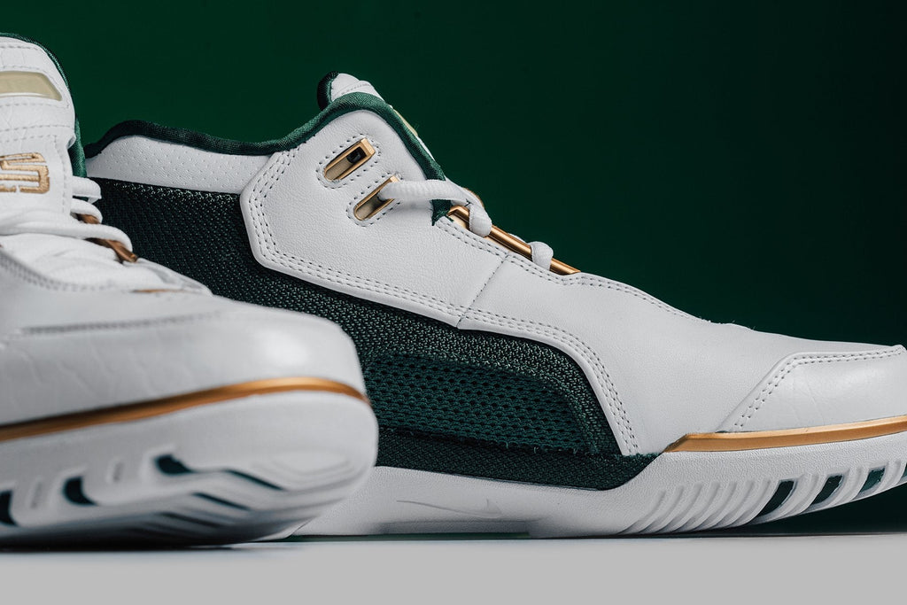 Air Zoom Generation SVSM QS - White/Metallic Gold Dust/Deep Forest