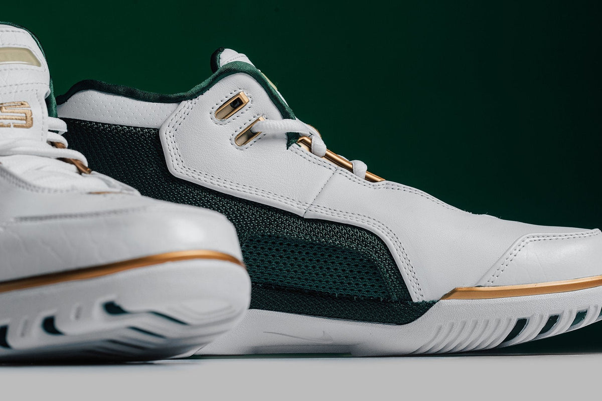 Air Zoom Generation SVSM QS - White/Metallic Gold Dust/Deep Forest