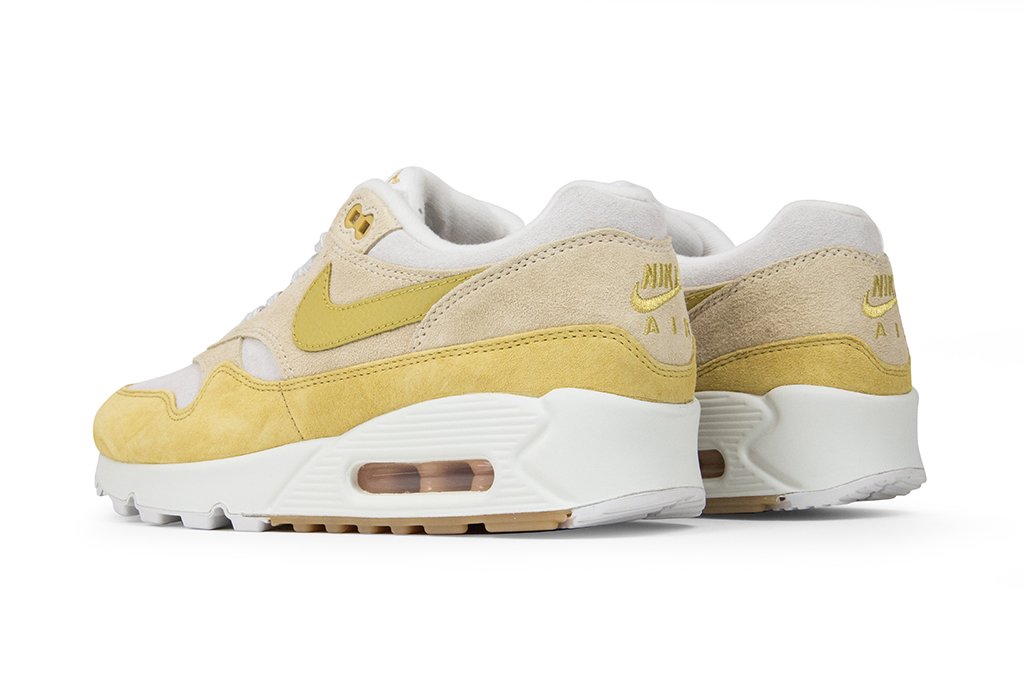 Women's Air Max 90/1 - Guava Ice/Wheat Gold