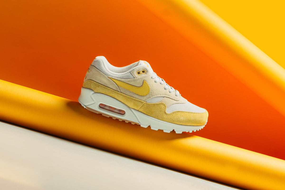 Women's Air Max 90/1 - Guava Ice/Wheat Gold