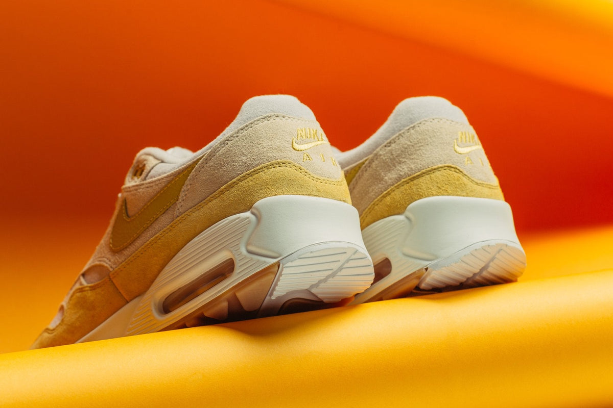 Women's Air Max 90/1 - Guava Ice/Wheat Gold