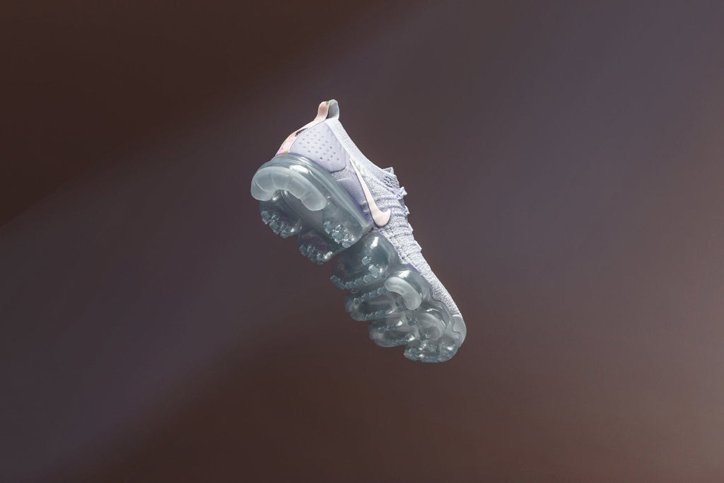 Women's Air VaporMax Flyknit 2 - Pure Platinum/Arctic Pink/White
