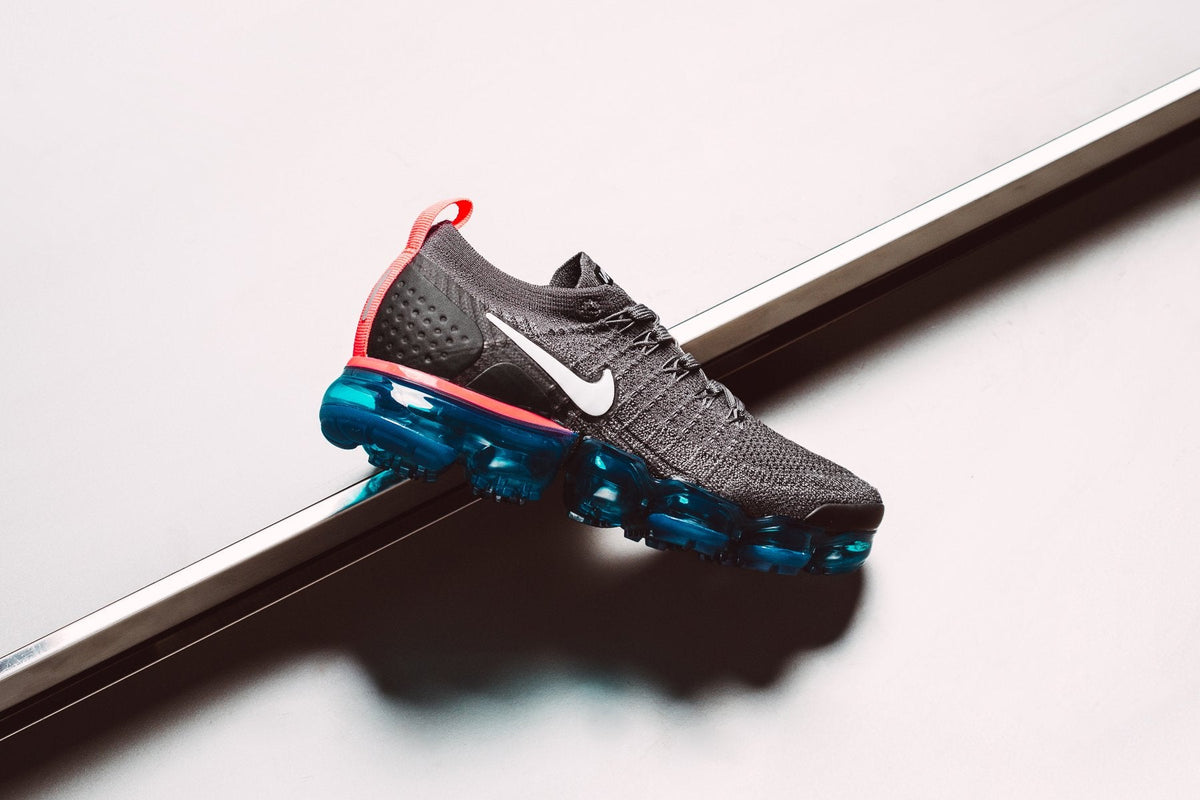 Women's Air VaporMax Flyknit 2 - Thunder Grey/Geode Teal/Black