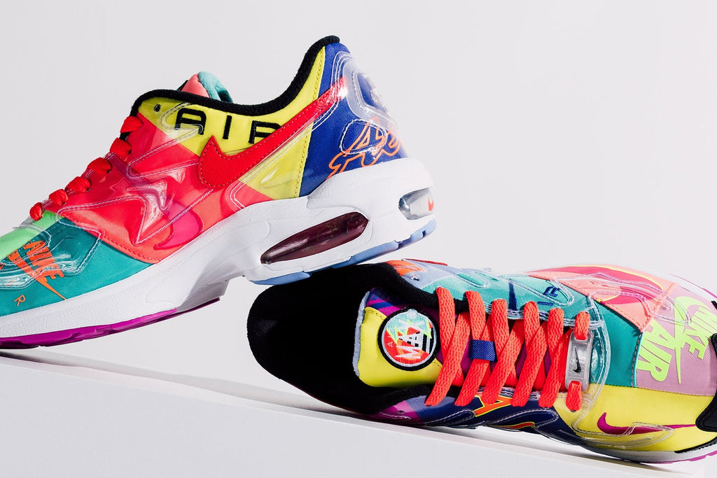 Air Max2 Light QS - Black/Bright Crimson