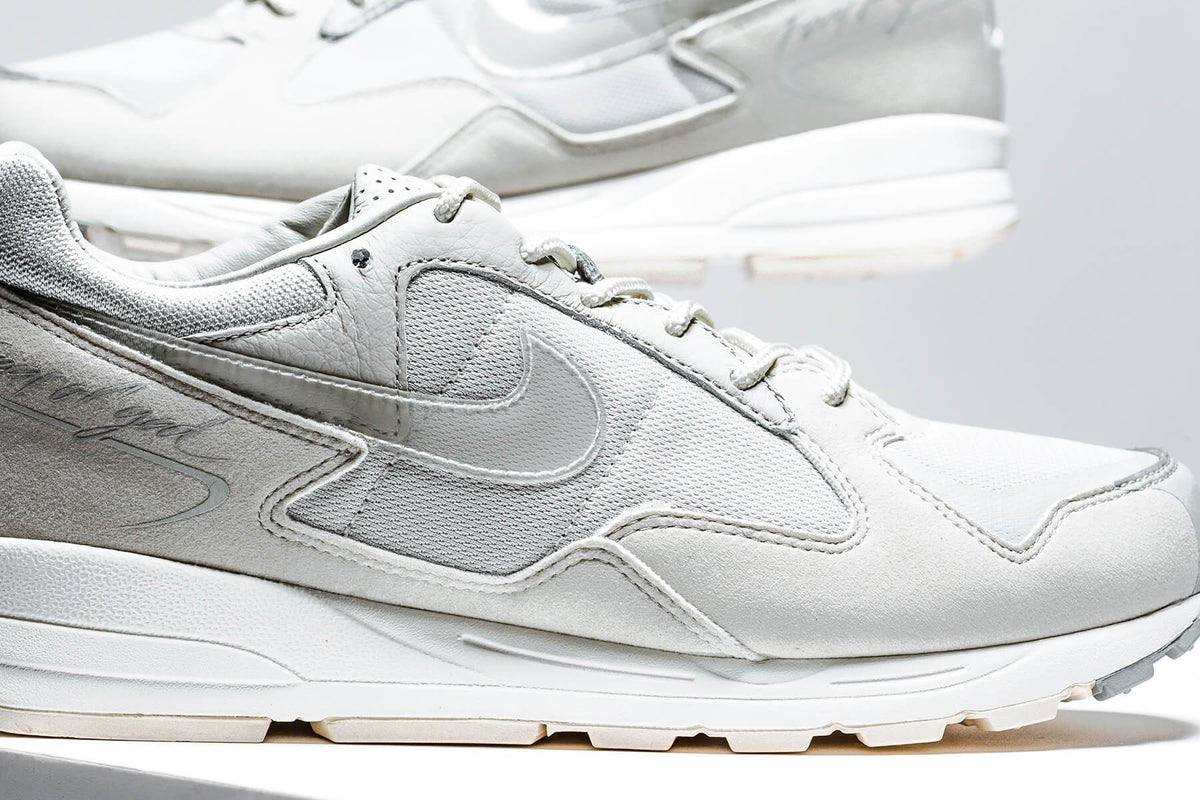 Air Skylon II - Light Bone/Clear/Reflect Silver/Sail