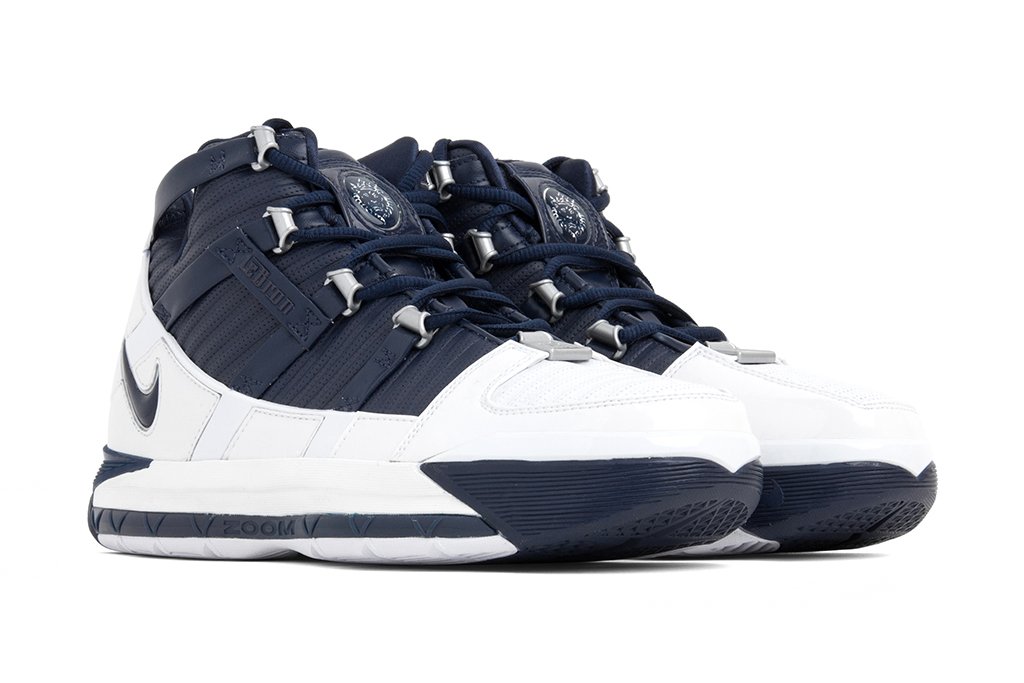 Zoom Lebron III QS - White/Midnight Navy/Metallic Silver