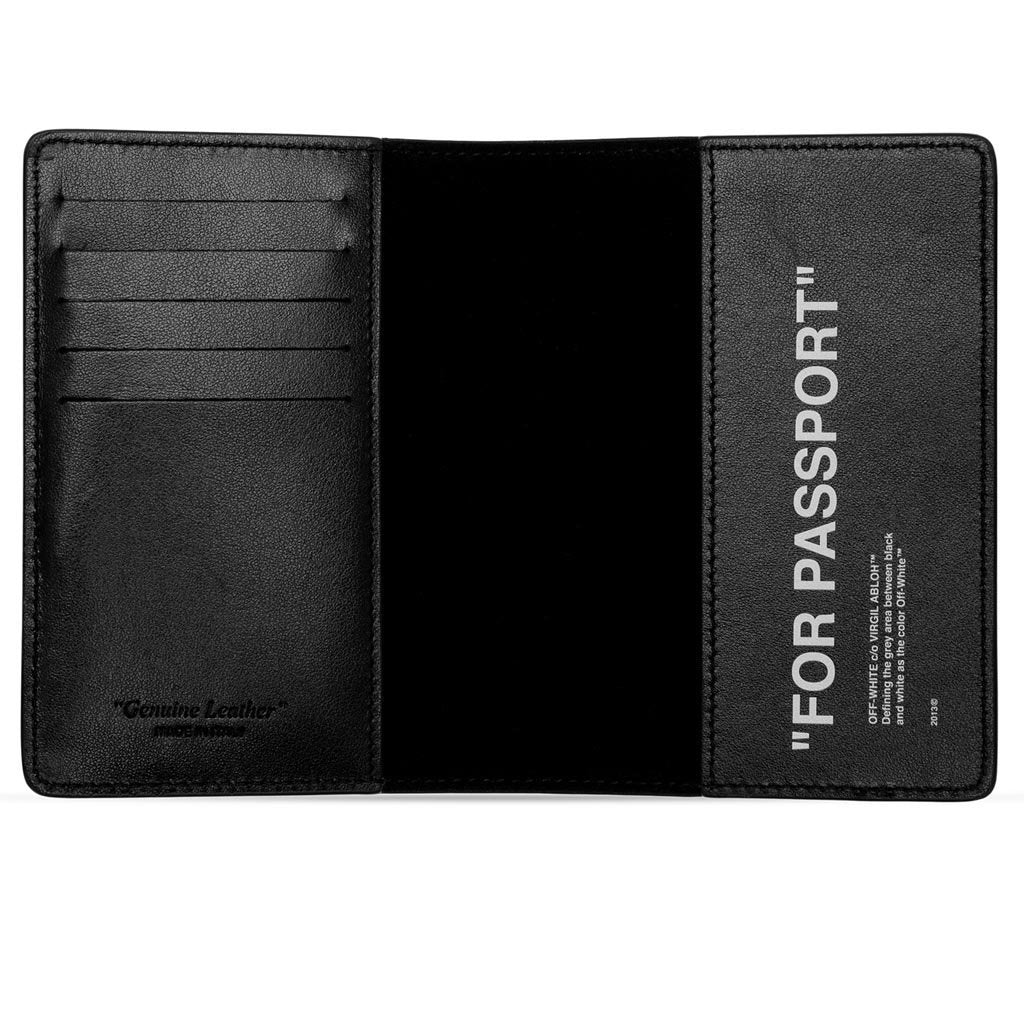 Quote Passport - Silver/Black
