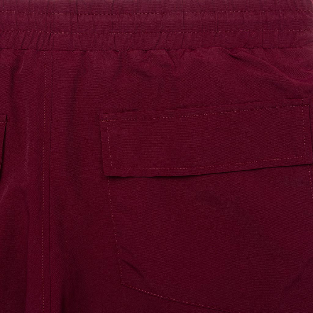 Oversized Logo Short - Burgundy
