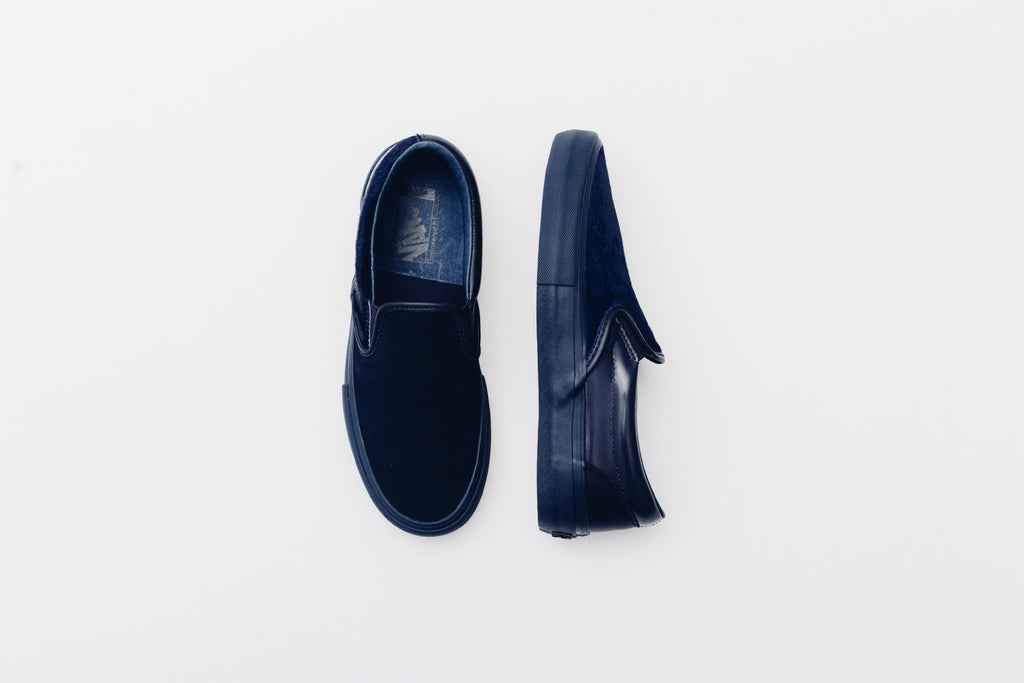 Classic Slip-V - Navy/Multi