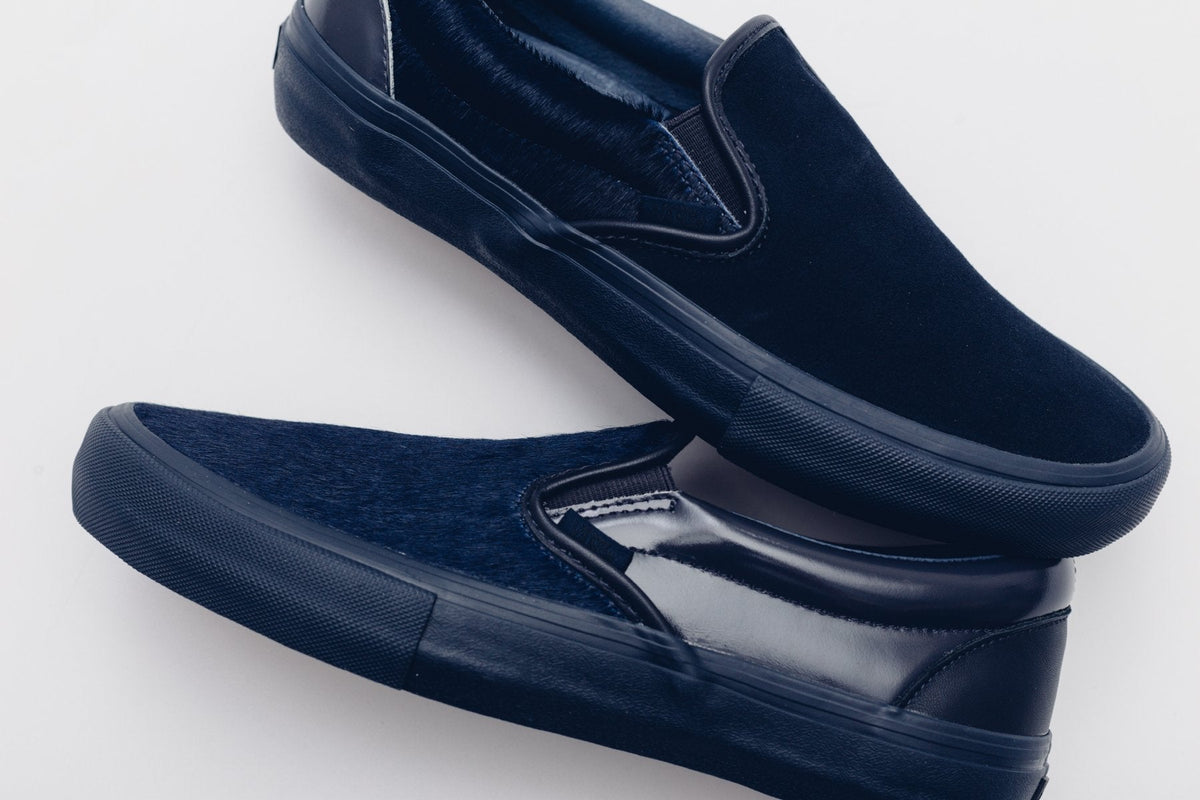 Classic Slip-V - Navy/Multi