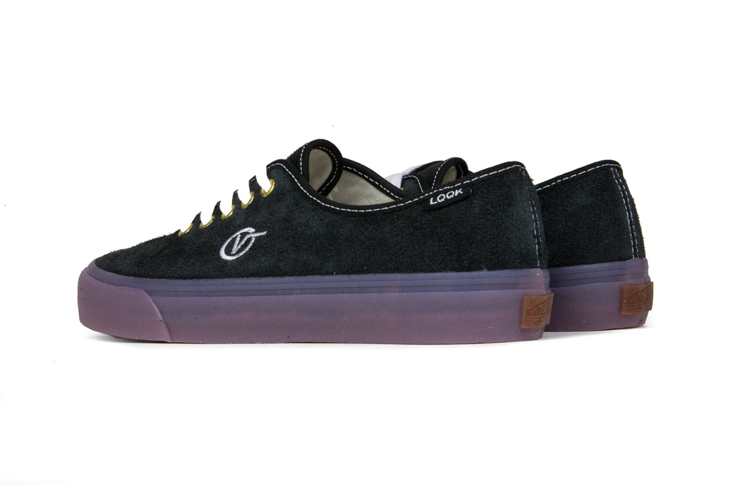 Authentic One Piece LX - Black/Translucent Gum