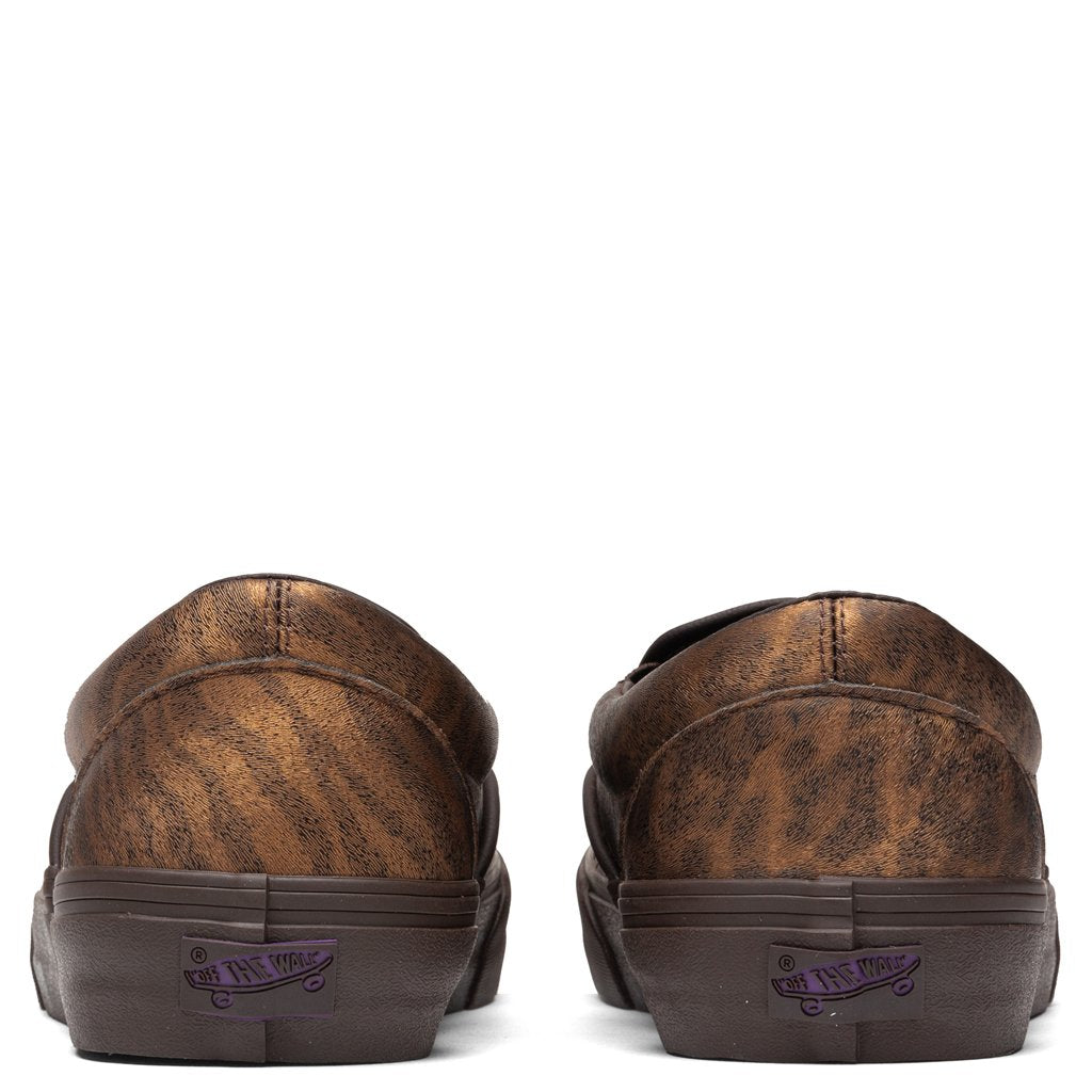 Classic Slip-V - Brown