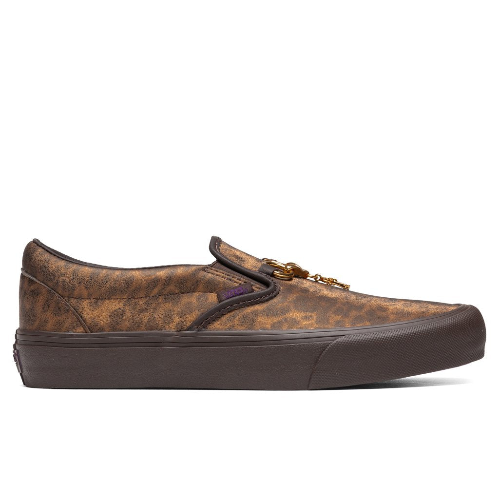 Classic Slip-V - Brown