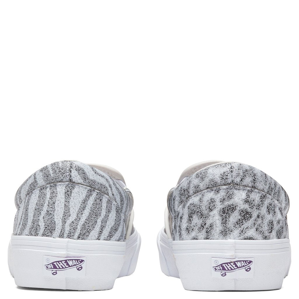 Classic Slip-V - White