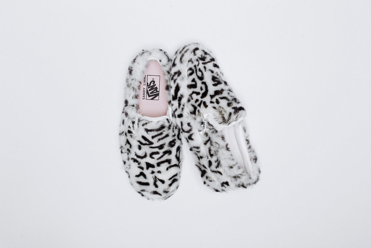 Women's Classic Slip On Platform - Paws/True White